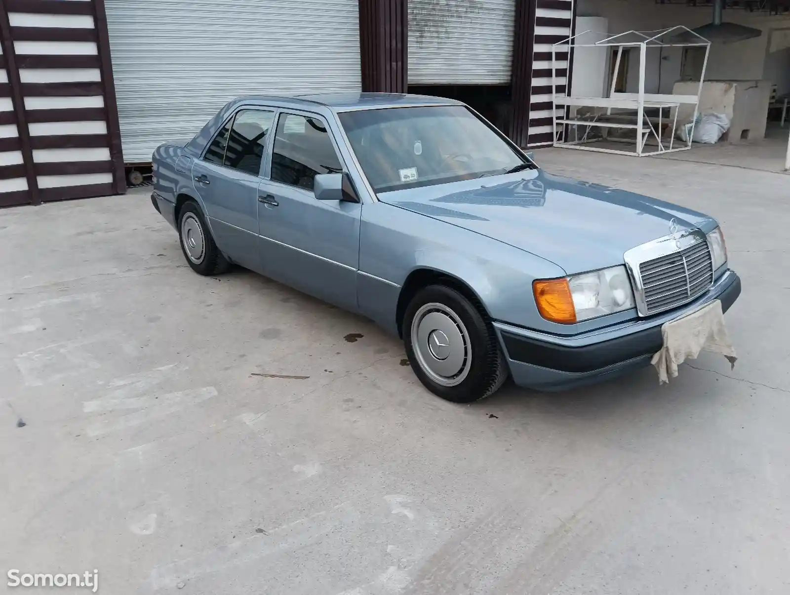 Mercedes-Benz W124, 1990-3