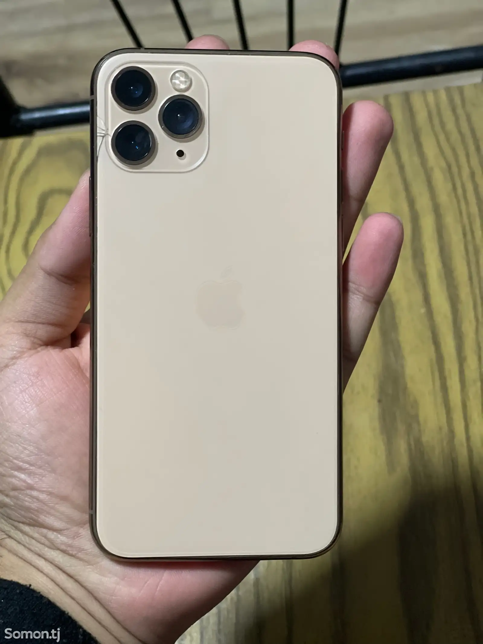 Apple iPhone 11 Pro, 256 gb, Gold-1