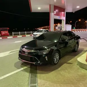 Toyota Camry, 2015