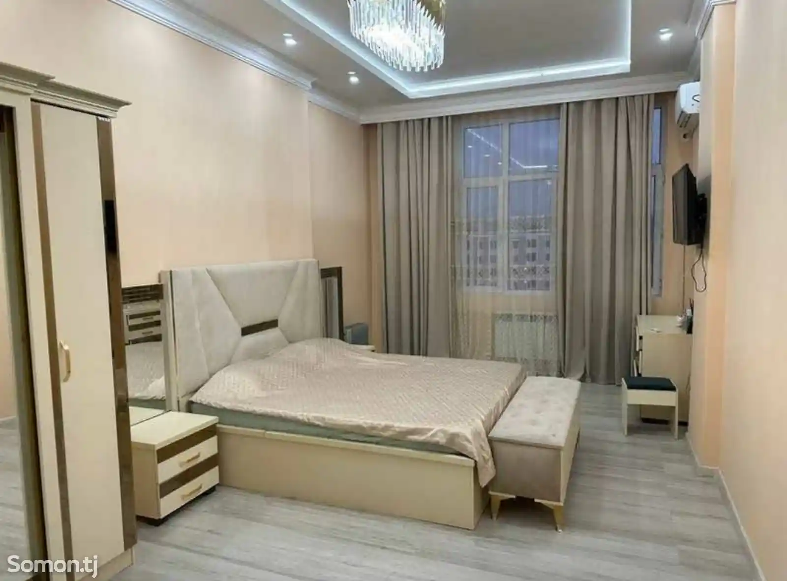 4-комн. квартира, 15 этаж, 160м², 82мкр-2