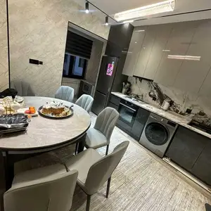 2-комн. квартира, 7 этаж, 50м², Зарнисор