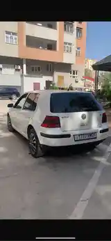 Volkswagen Golf, 2001-2