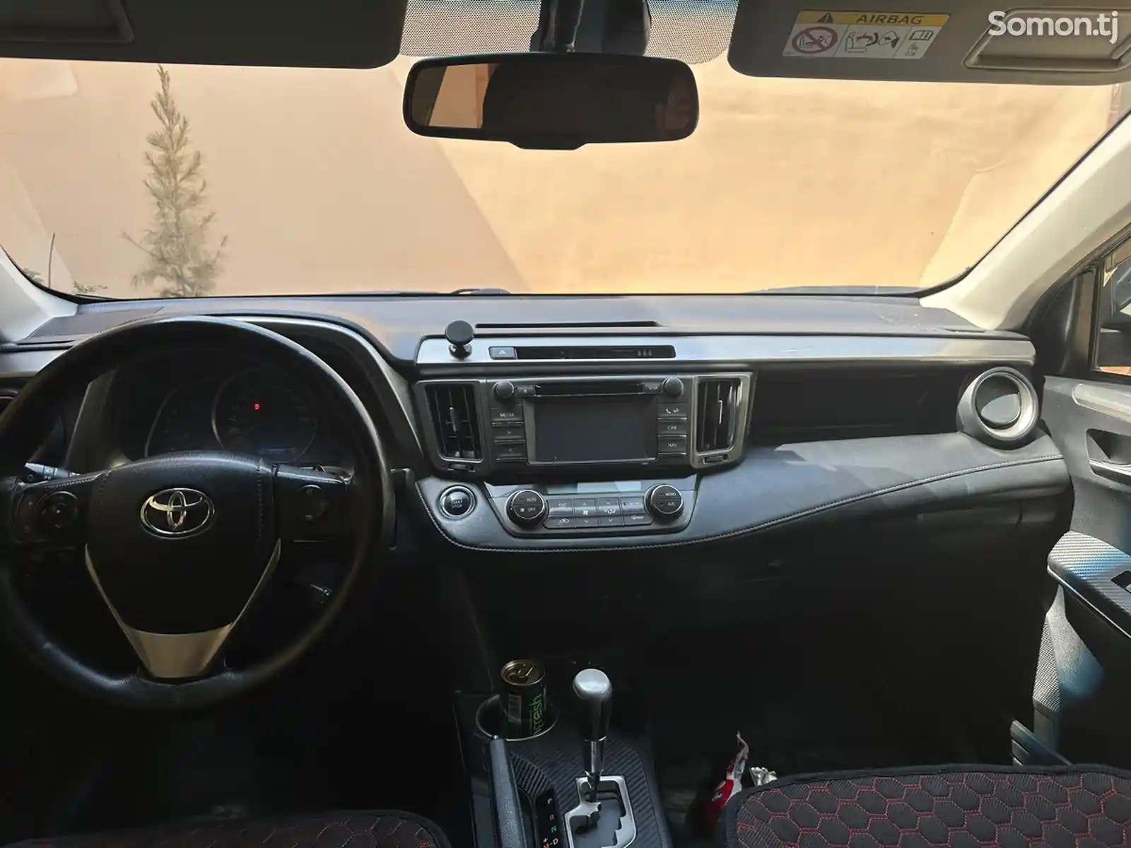 Toyota RAV 4, 2015-4