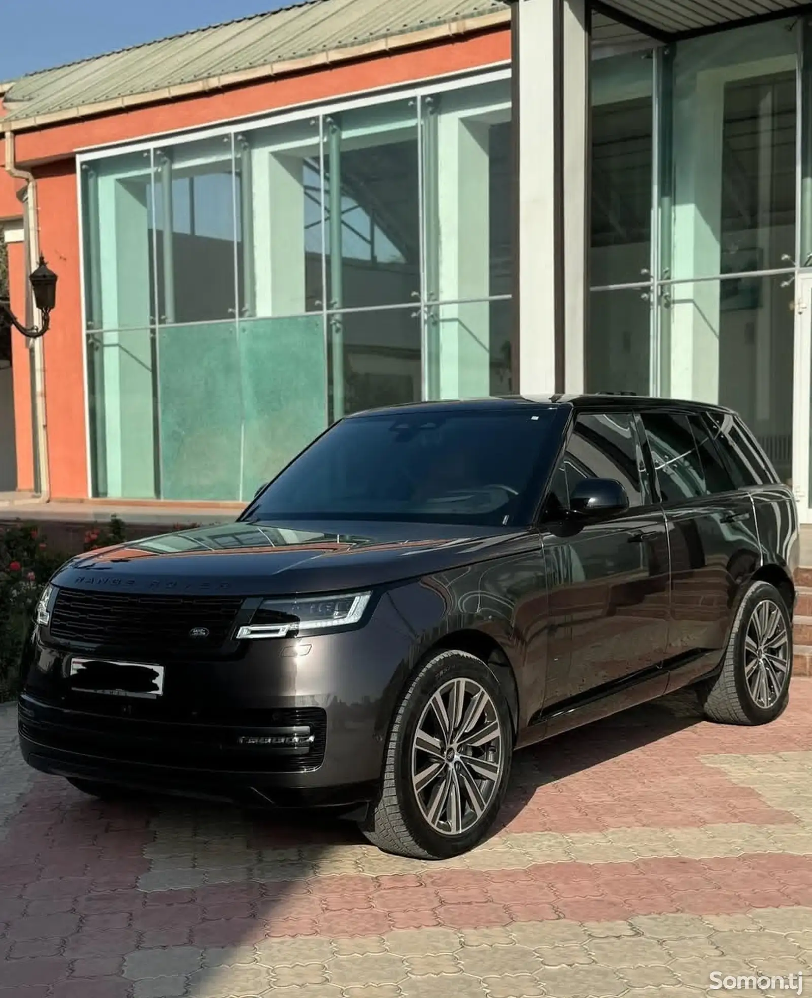 Land Rover Vogue, 2024-1