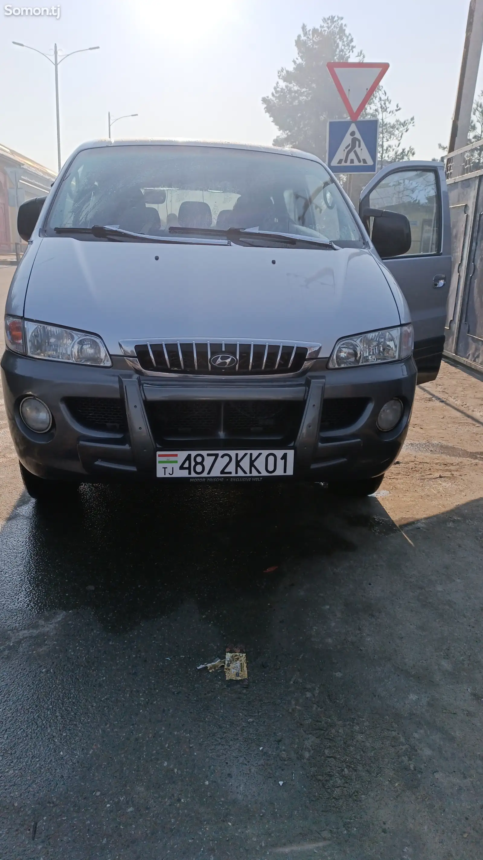 Микроавтобус Hyundai Starex, 2002-1