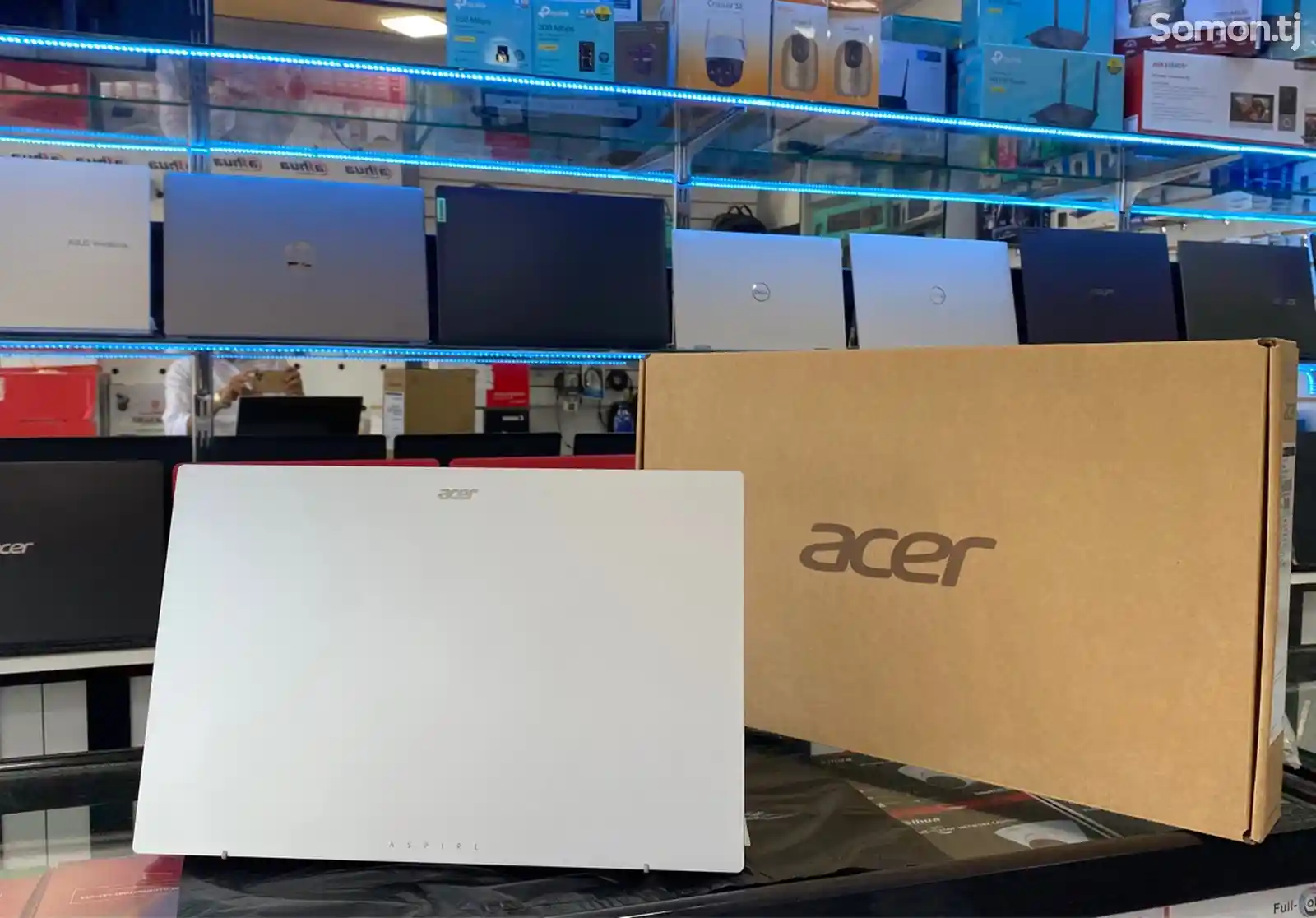 Ноутбук Acer Aspire3 Ryzen5-7520 8/256gb SSD-1