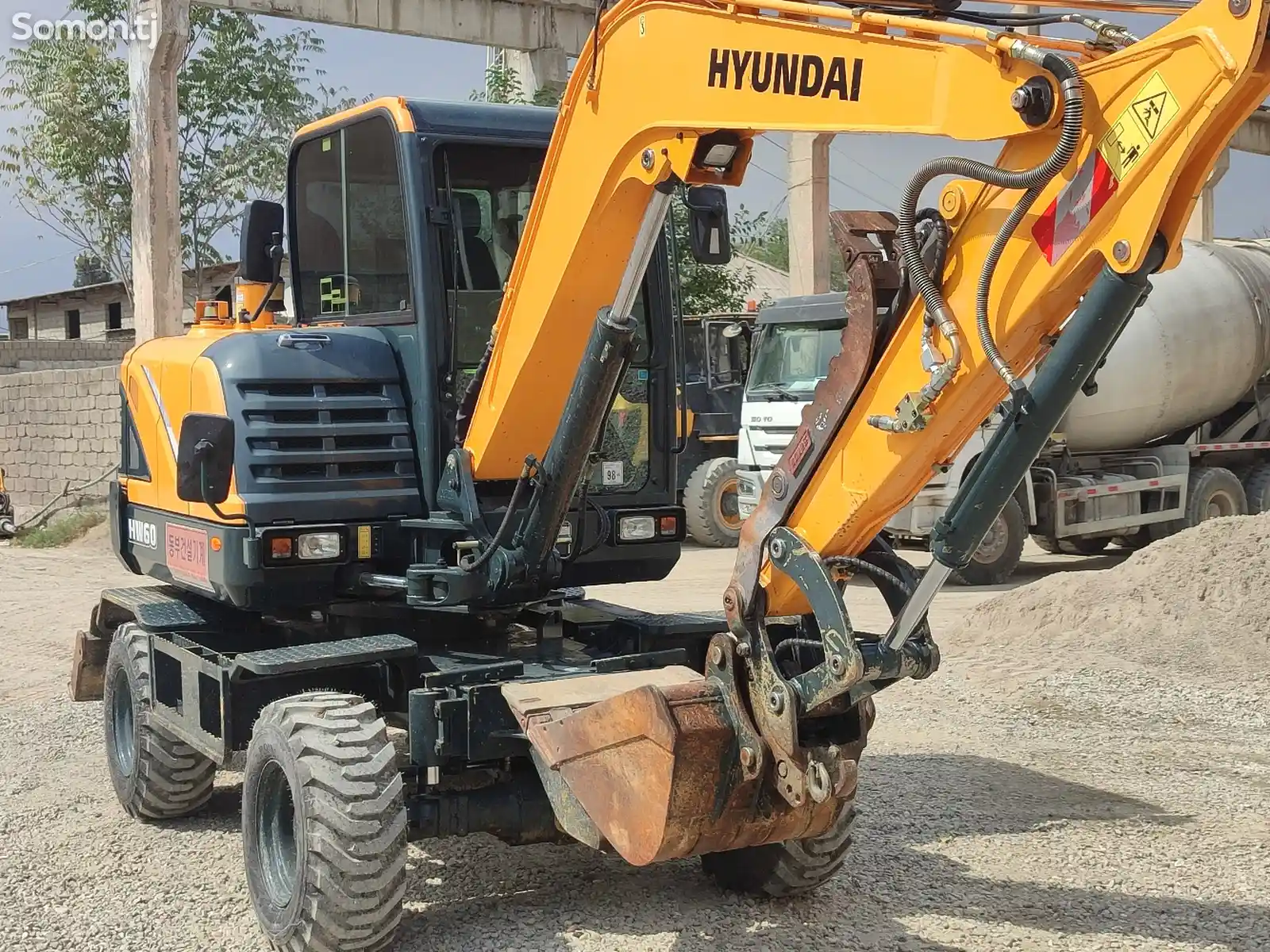 Экскаватор Hyundai HW60-2