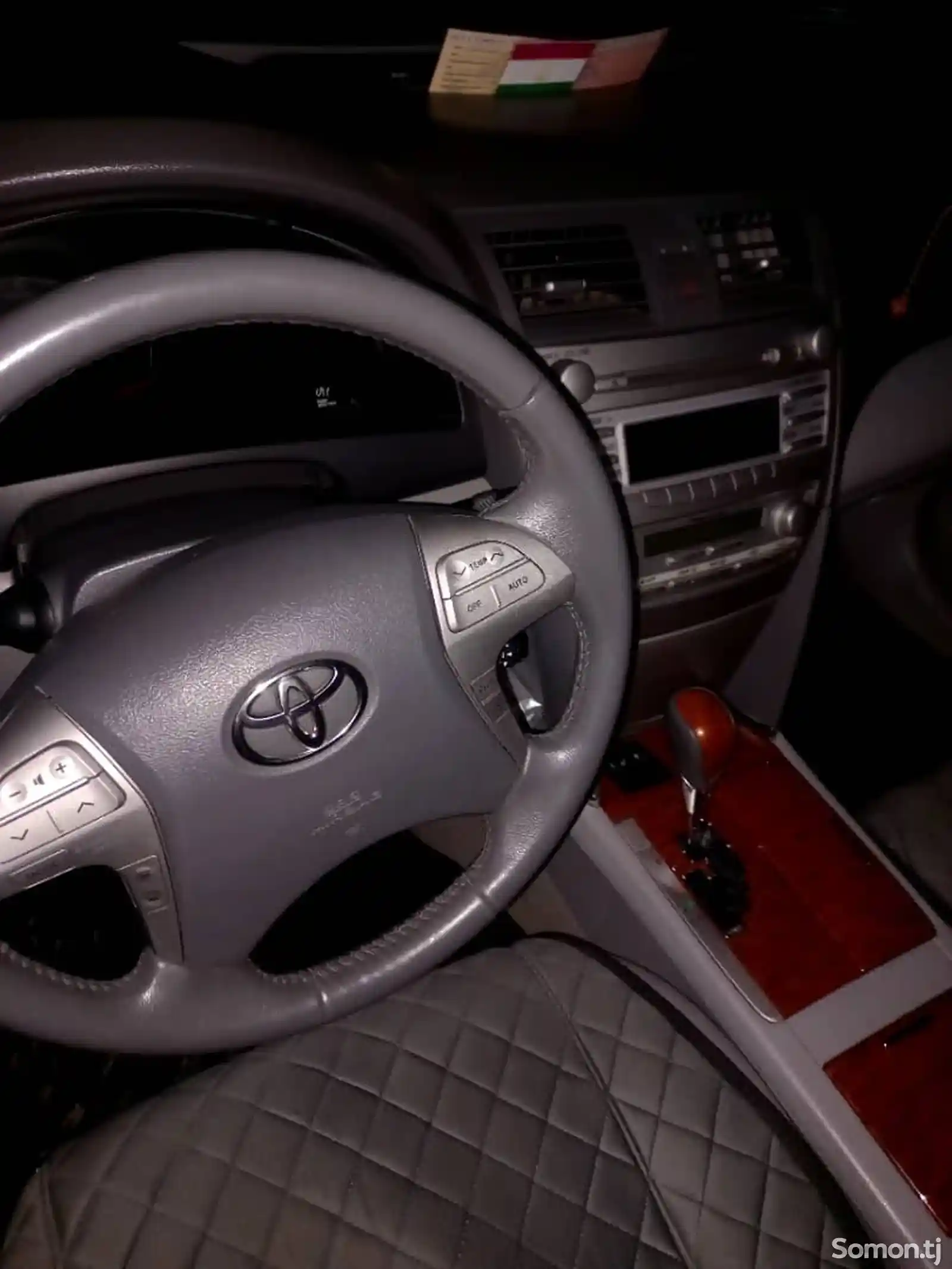 Toyota Camry, 2010-6