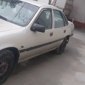 Opel Vectra A, 1990