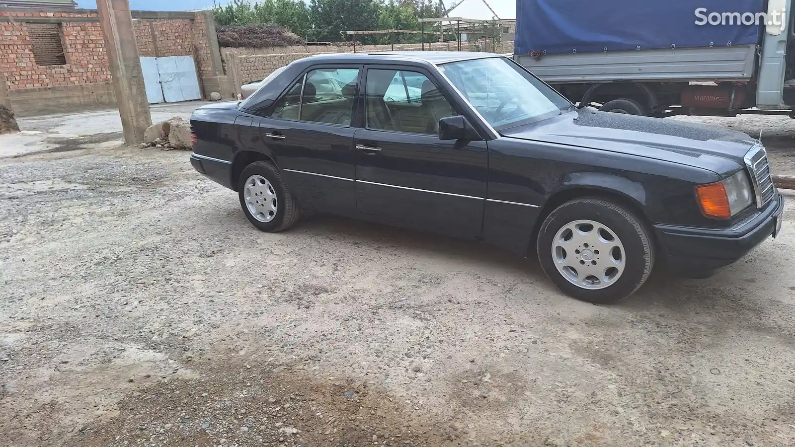 Mercedes-Benz W124, 1993-9