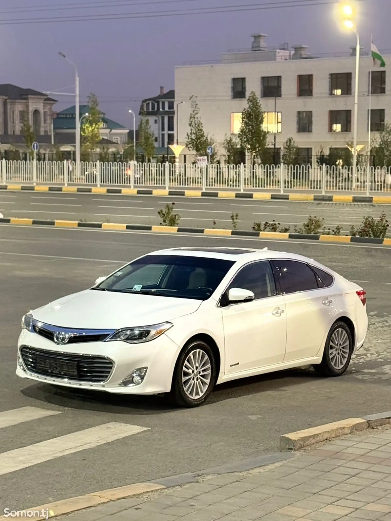 Toyota Avalon, 2013-1