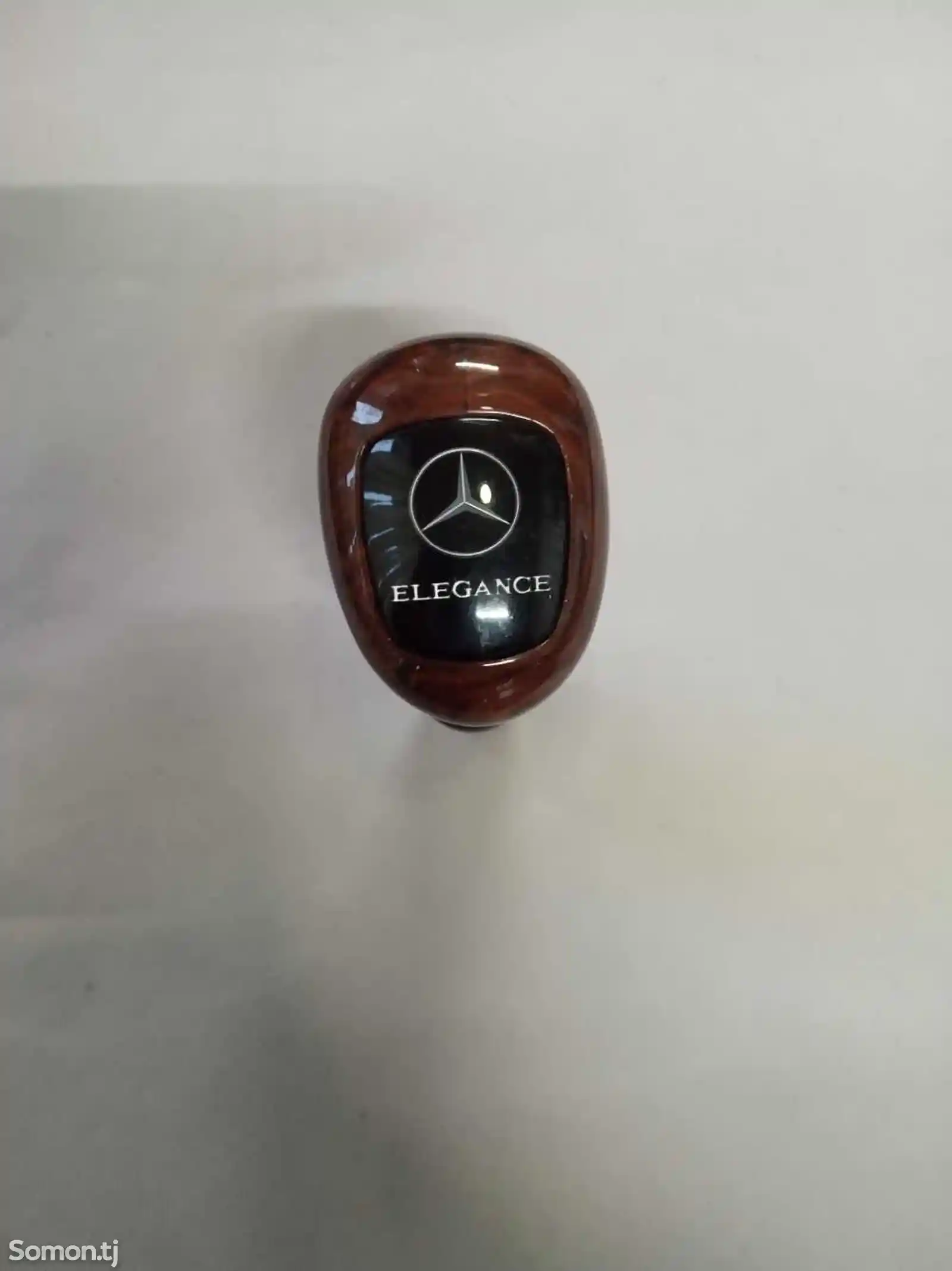 Ручка КПП на Mercedes-Benz-2