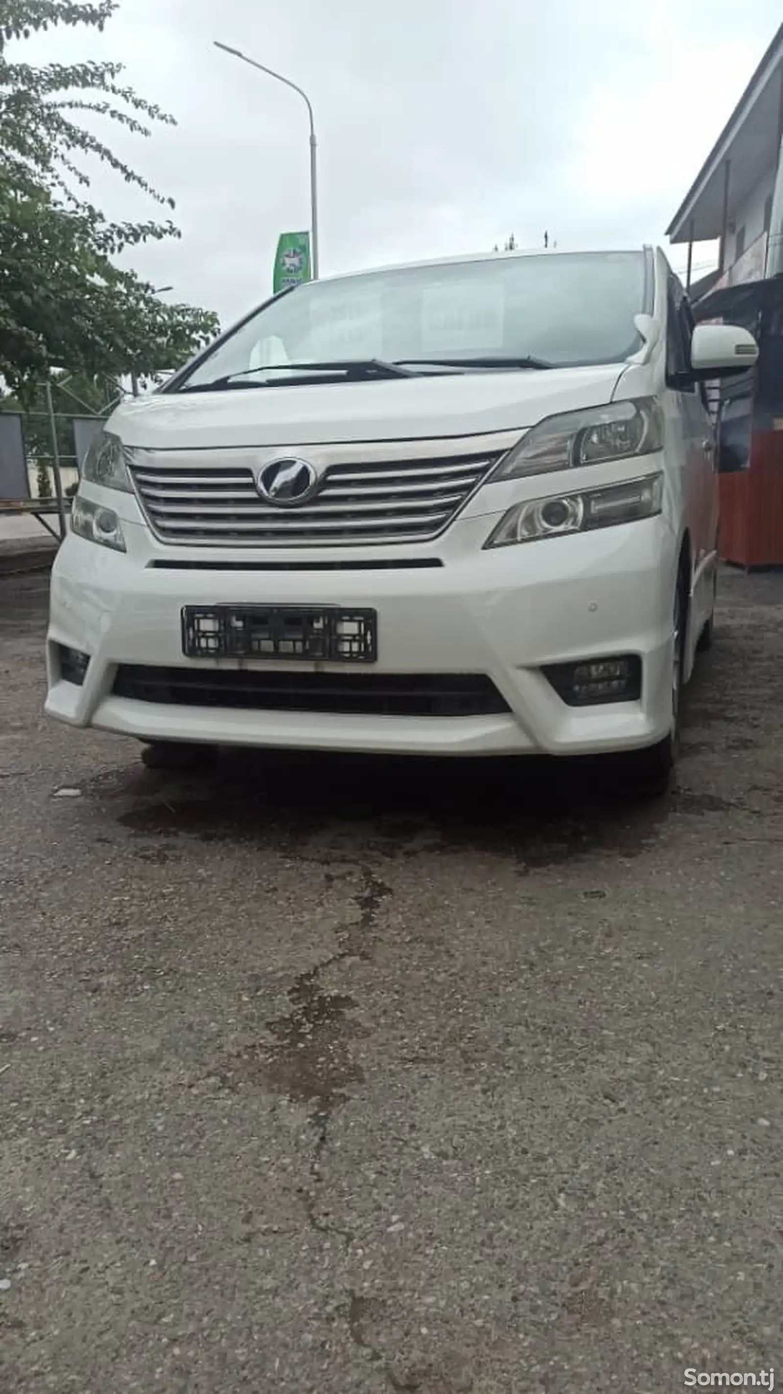 Toyota Vellfire, 2015-9