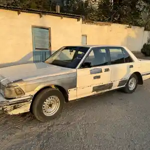 Toyota Crown, 1989