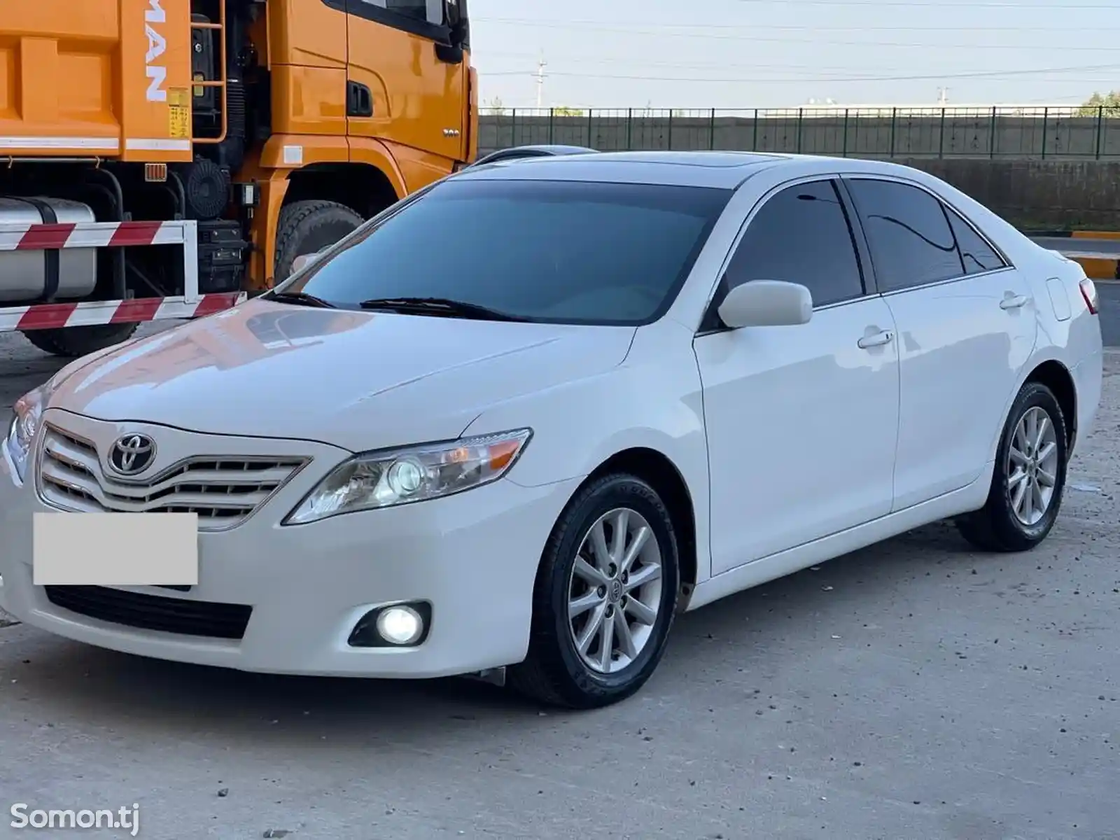 Toyota Camry, 2010-1