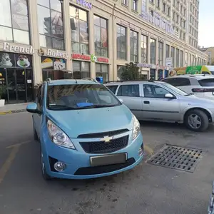 Chevrolet Spark, 2011