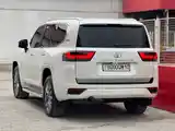 Toyota Land Cruiser, 2022-5