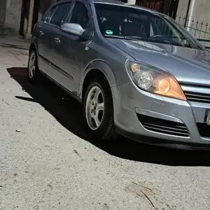 Opel Astra H, 2004