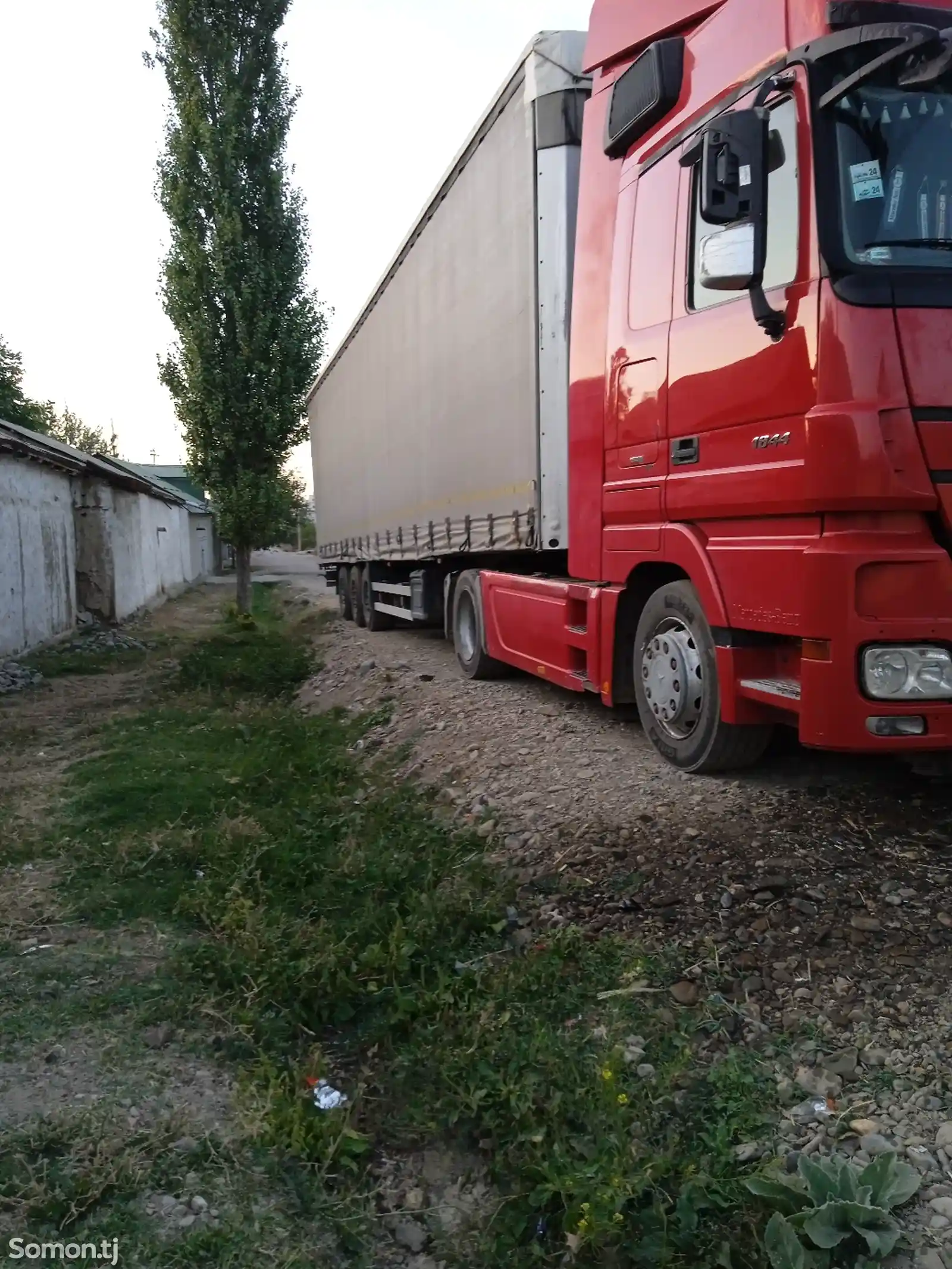 Седельный тягач Mercedes-Benz Actros,2011-3