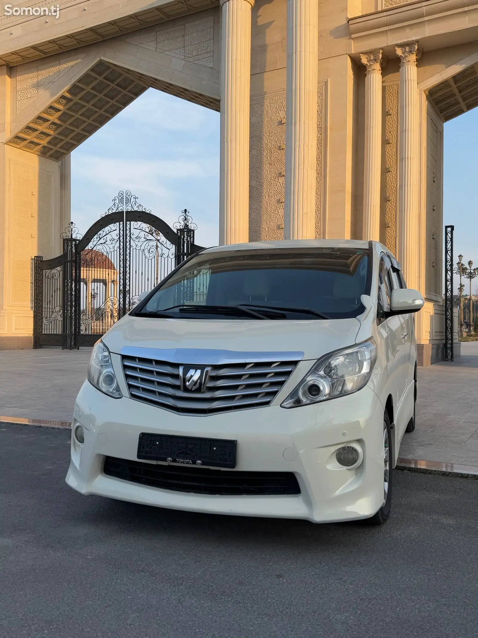 Toyota Alphard, 2014-1