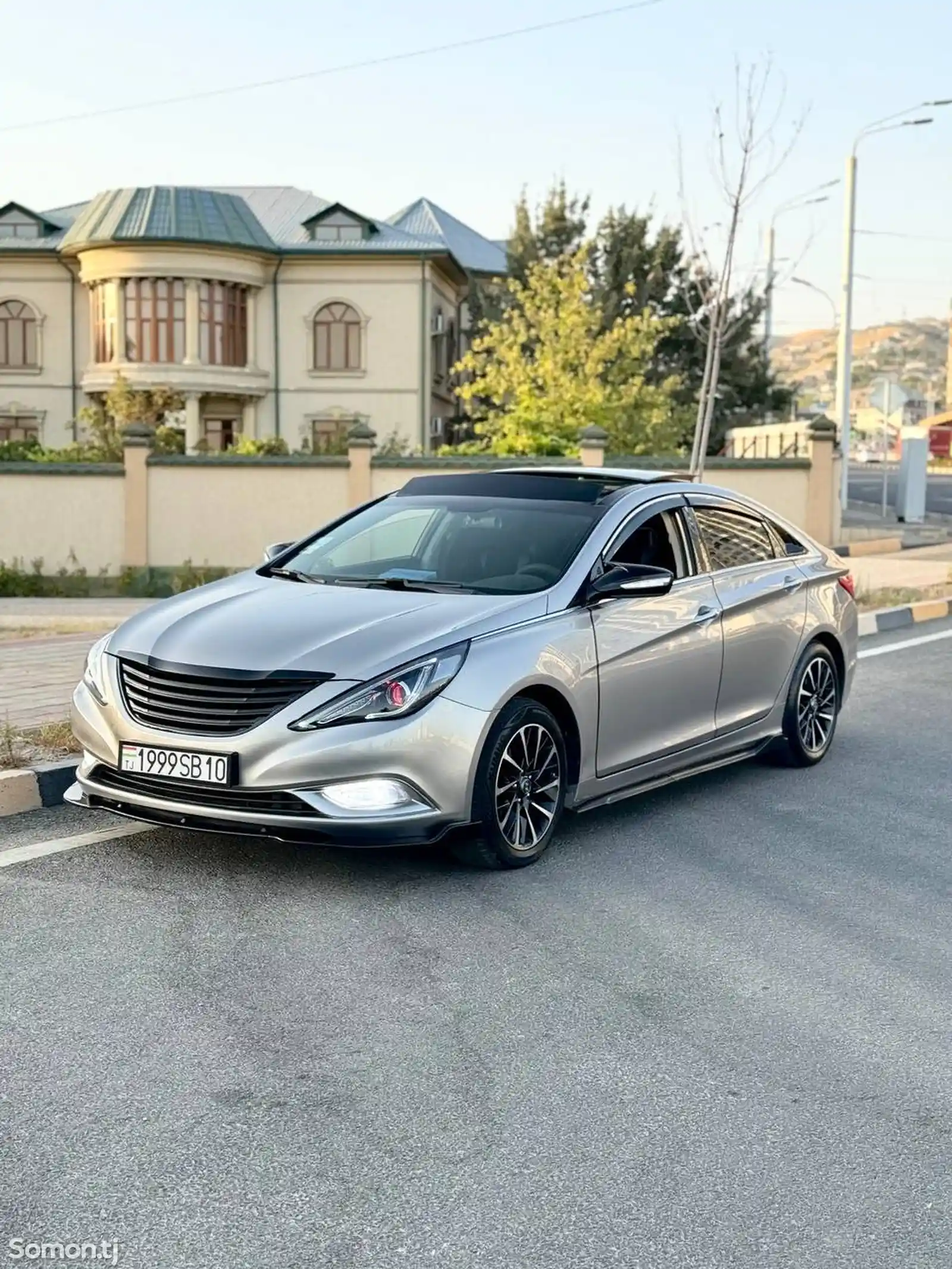 Hyundai Sonata, 2010-2