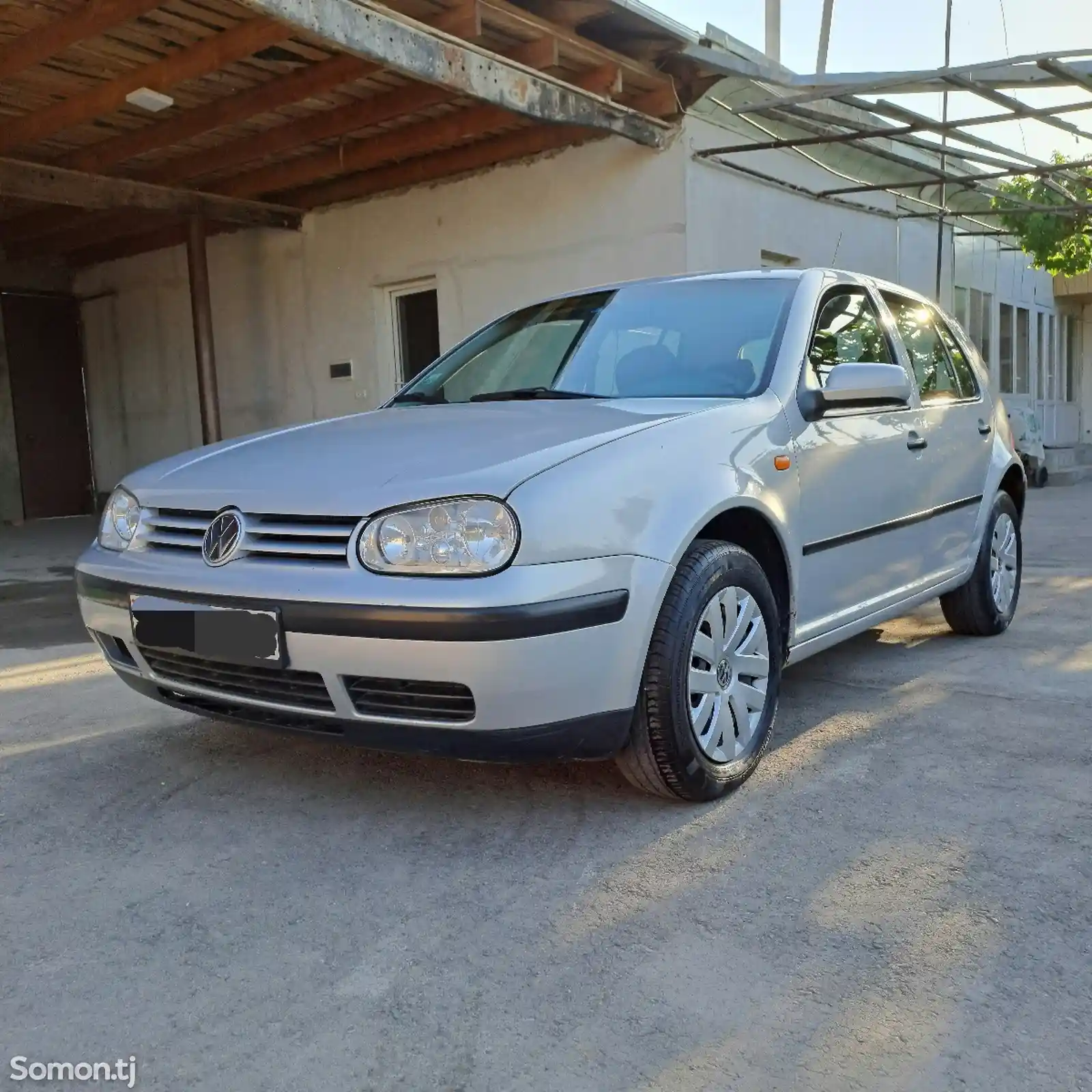 Volkswagen Golf, 1998