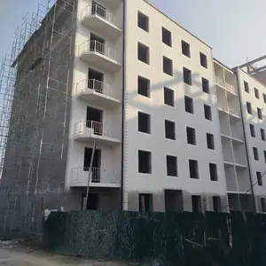 2-комн. квартира, Цокольный этаж, 85 м², 30 мкр