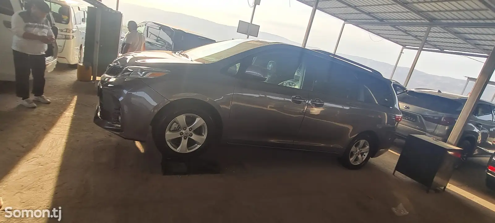 Toyota Sienna, 2015-15