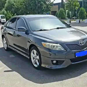 Toyota Camry, 2011