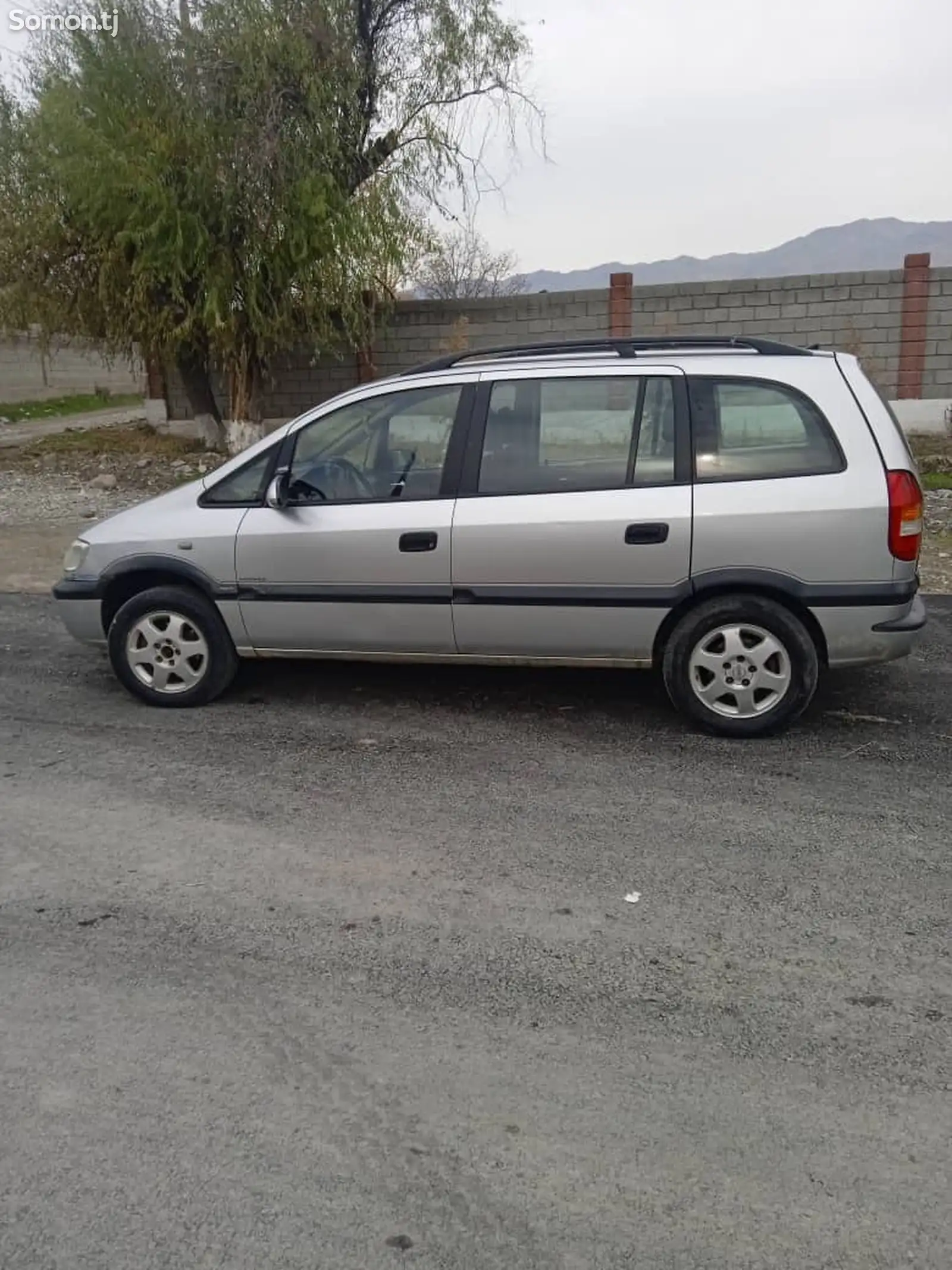 Opel Zafira, 2000-1