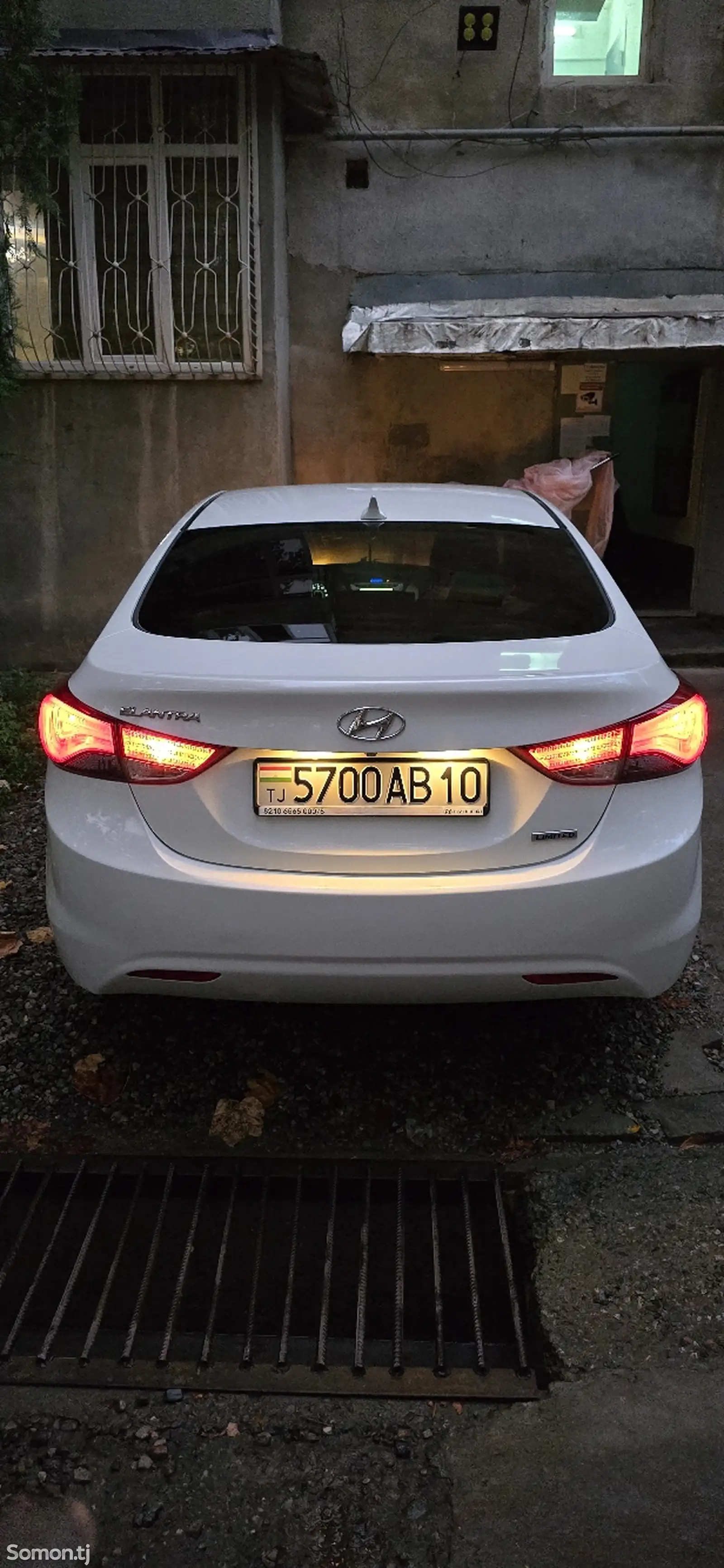 Hyundai Elantra, 2012-5