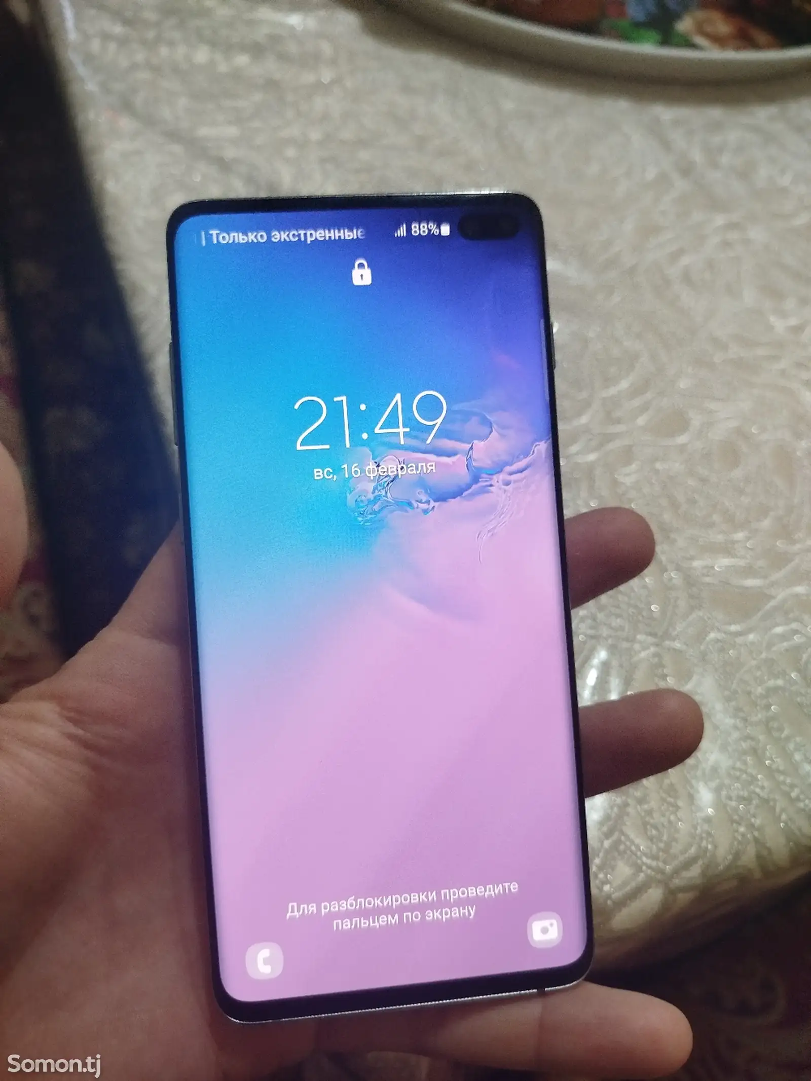 Samsung Galaxy S10+-1