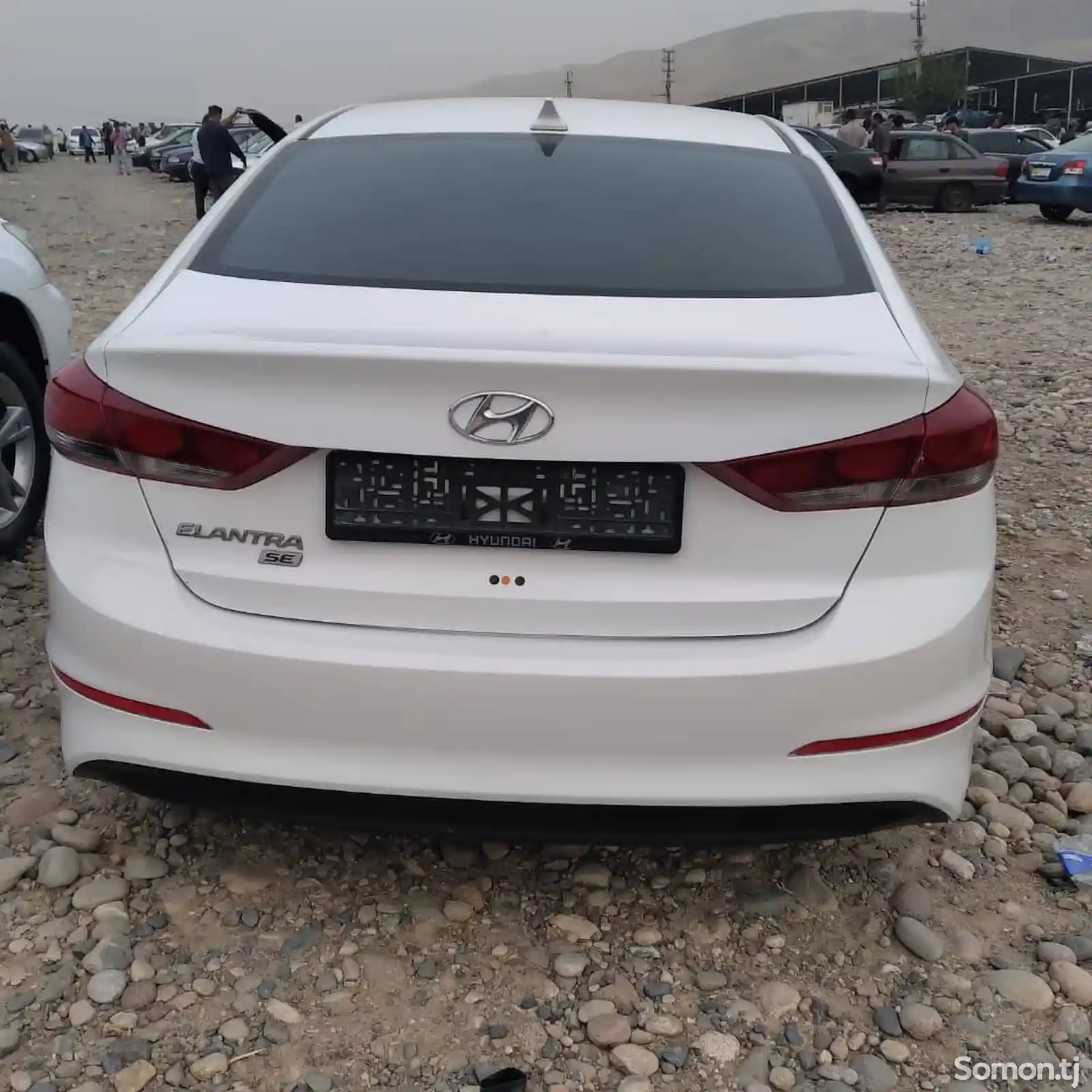 Hyundai Elantra, 2017-5