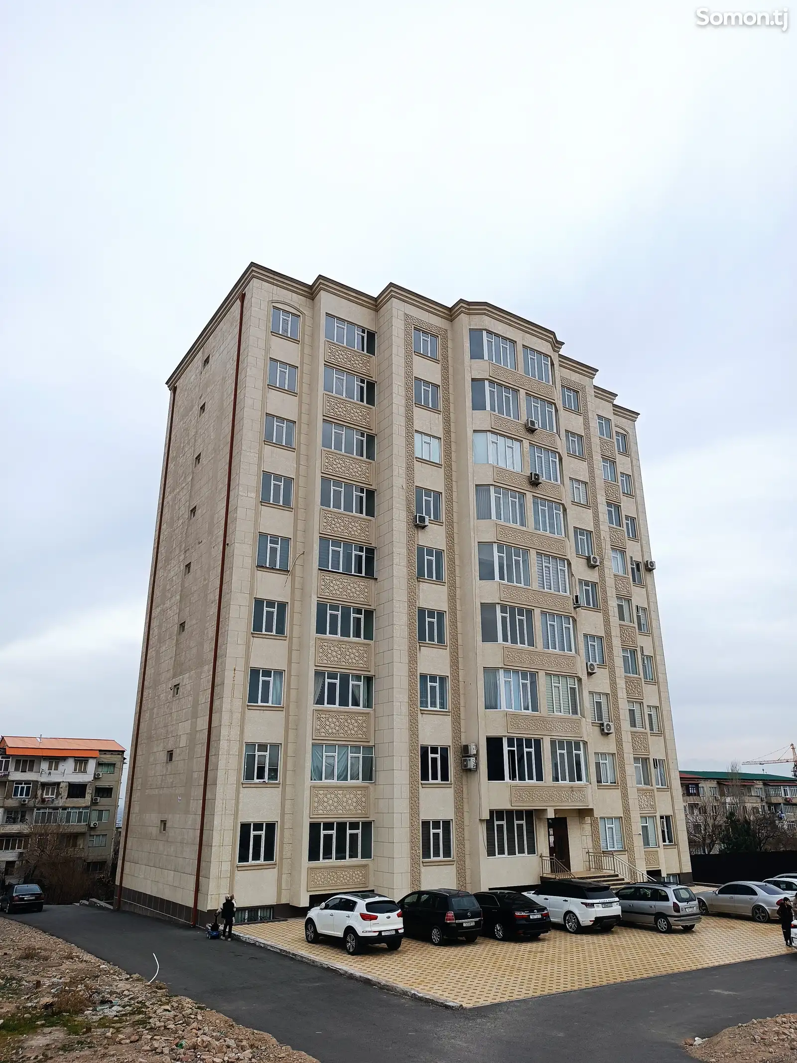 3-комн. квартира, 1 этаж, 88 м², 12 мкр-1