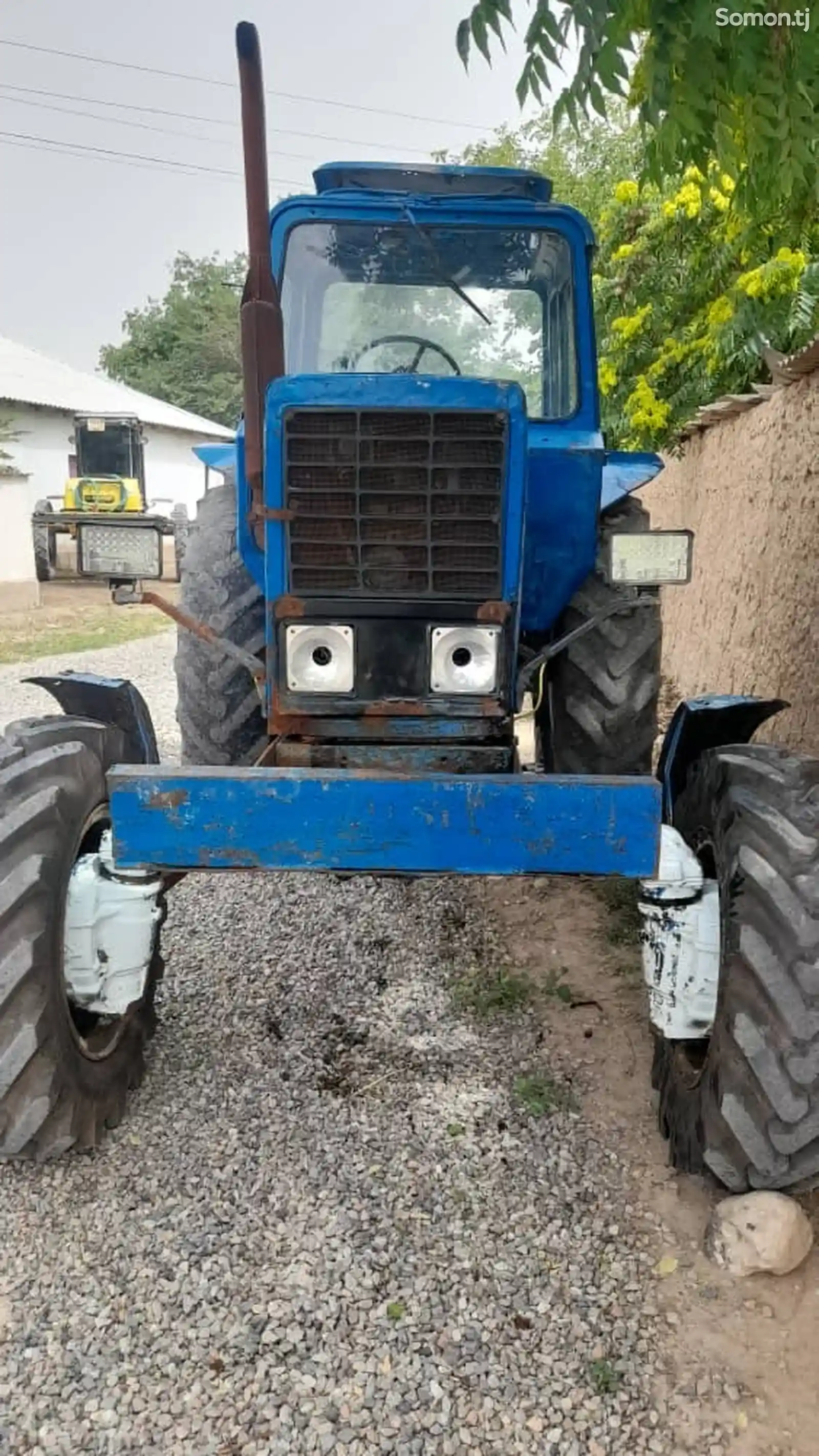 Трактор 82-1