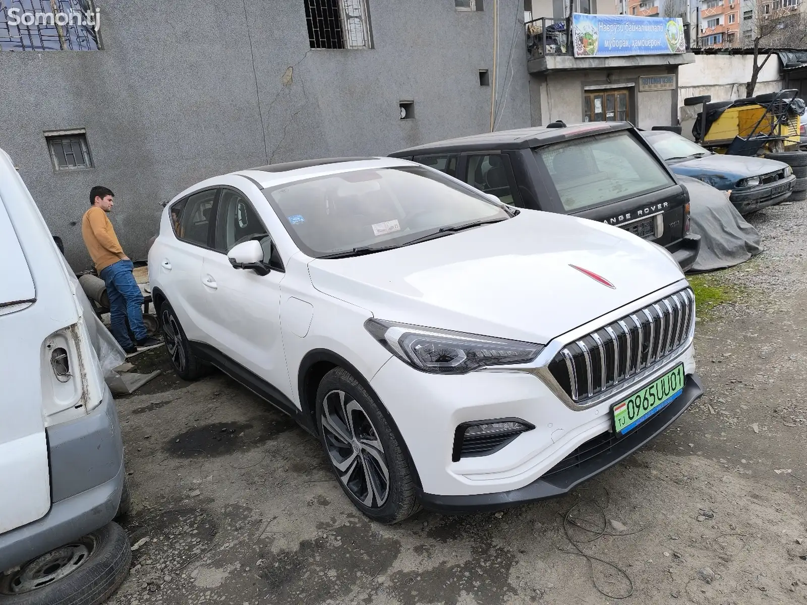 Hongqi E-HS3, 2019-1