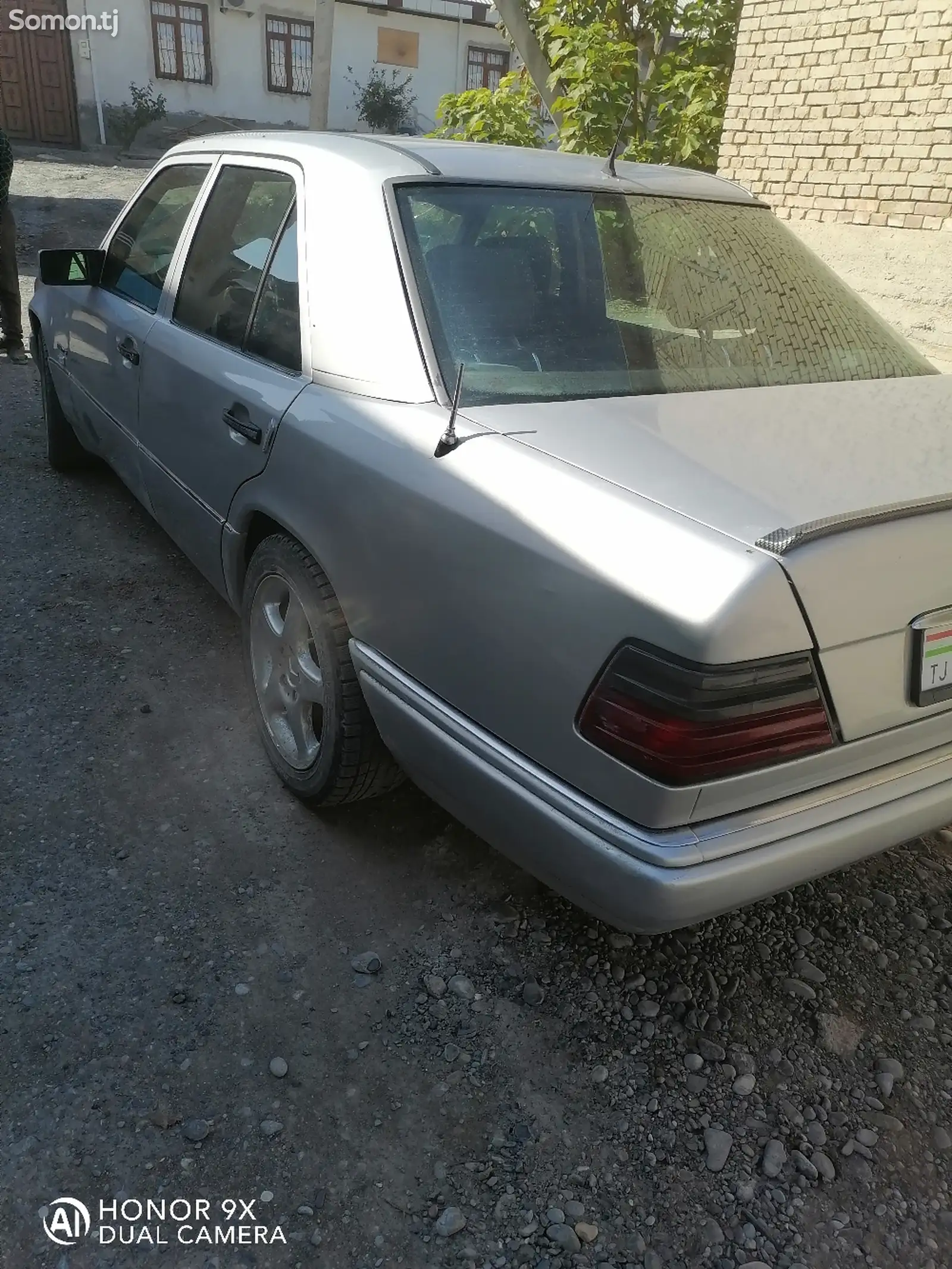 Mercedes-Benz W124, 1994-5