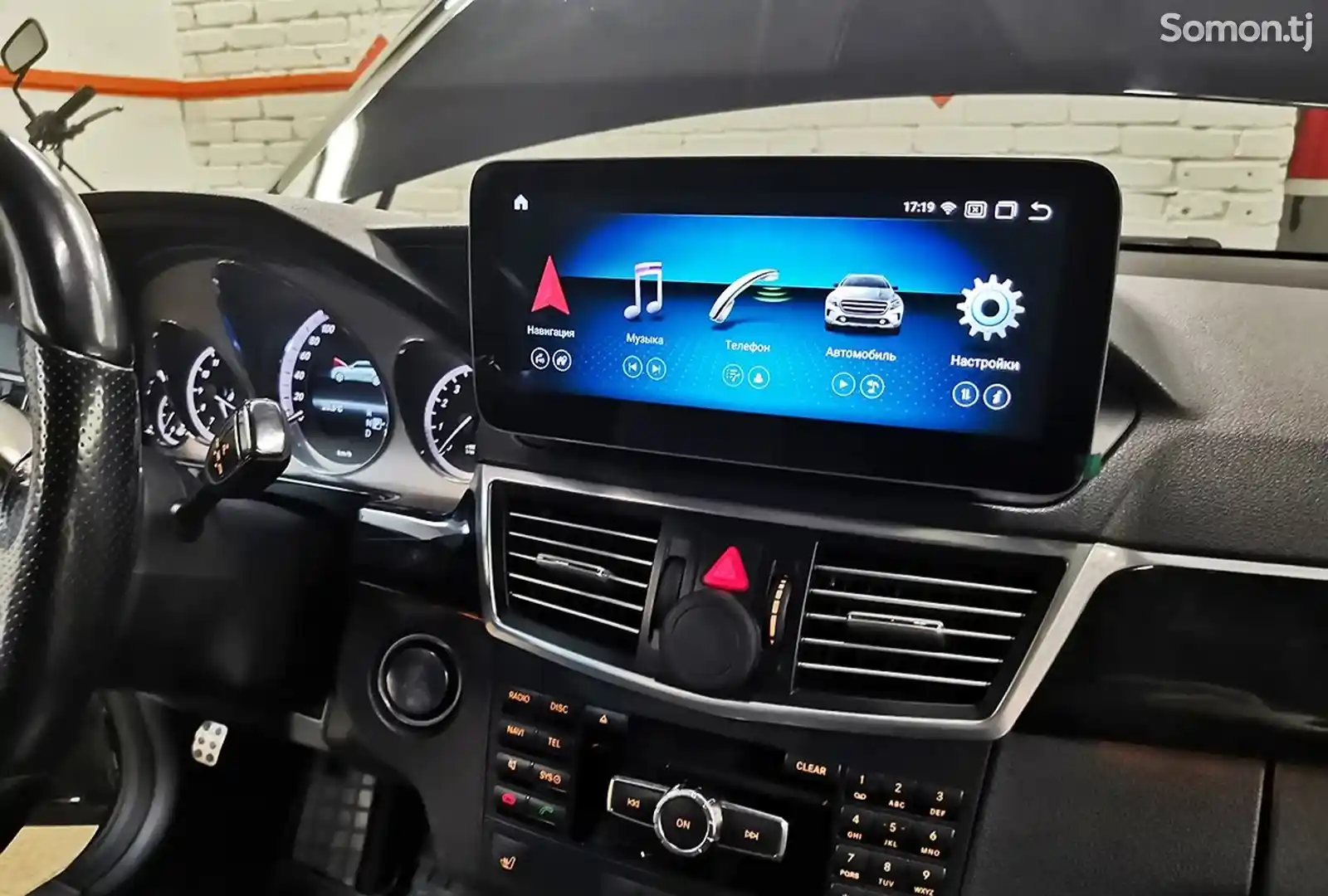 Монитор мультимедиа android для Mercedes-benz E-class W212-1