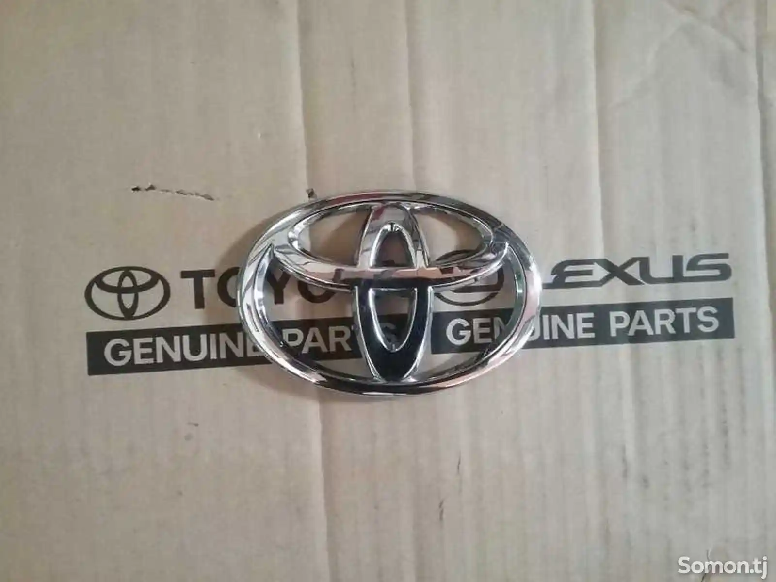 Знак Toyota corolla