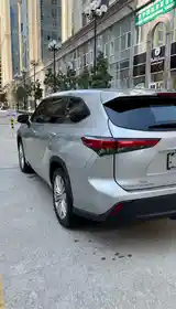 Toyota Highlander, 2021-5