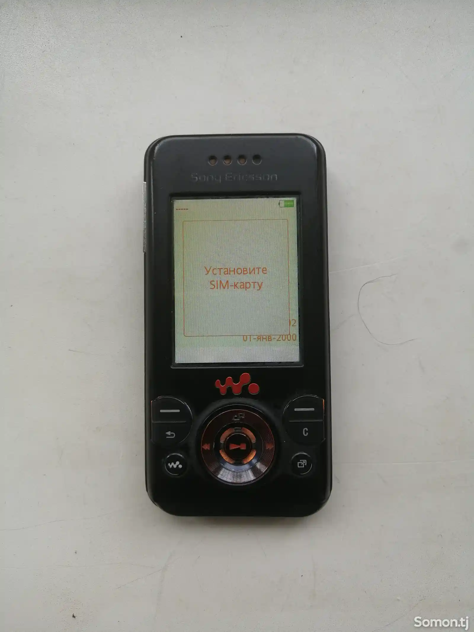 Sony Ericsson W580i-2