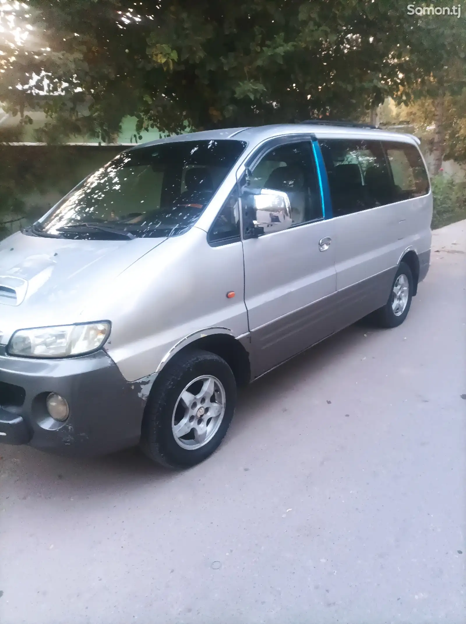 Микроавтобус Hyundai Starex, 2000-2