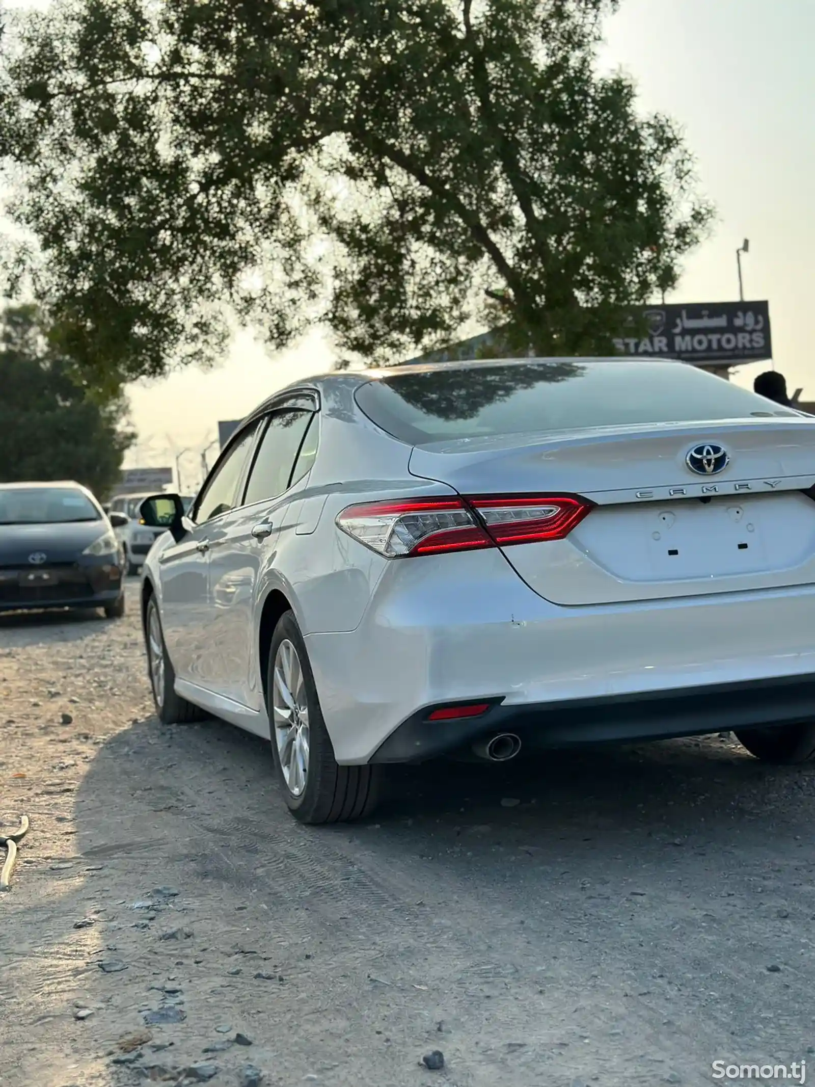 Toyota Camry, 2018-5