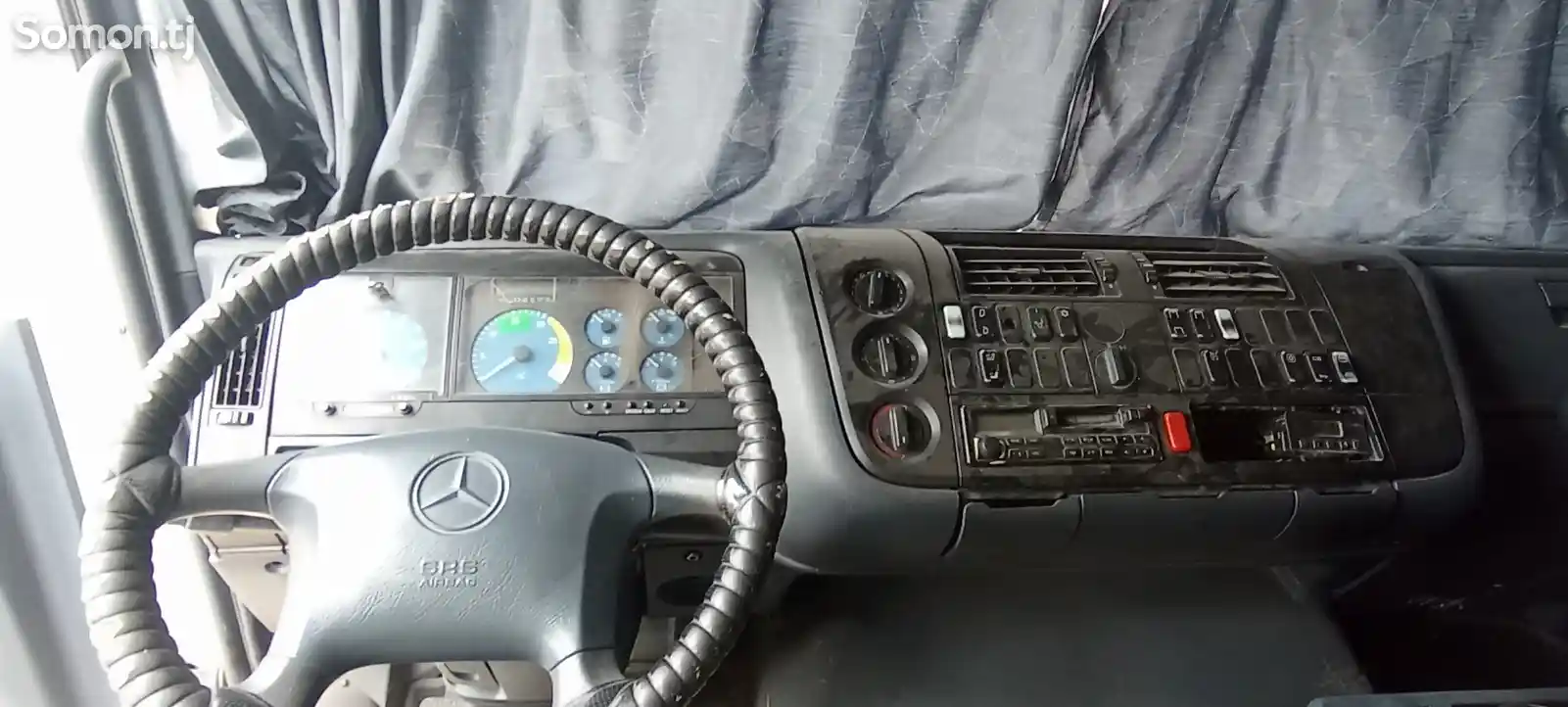 Бортовой грузовик Mercedes Benz Atego , 200-7