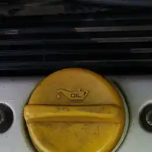 Крышка двигателя от Opel/Daewoo