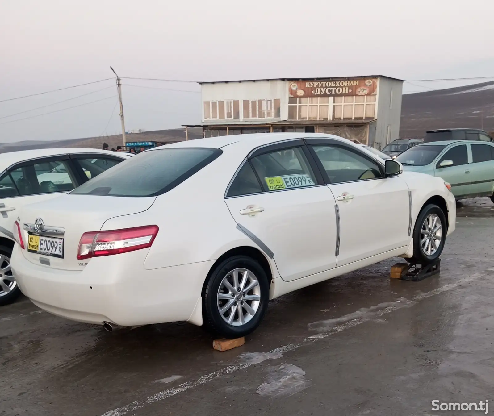 Toyota Camry, 2010-1