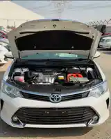 Toyota Camry, 2015-8