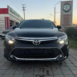 Toyota Camry, 2017