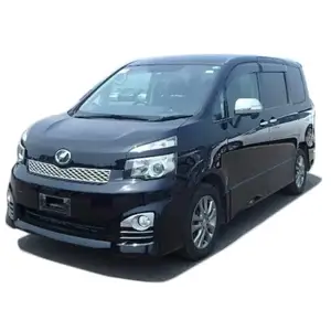 Лобовое стекло Toyota Voxy