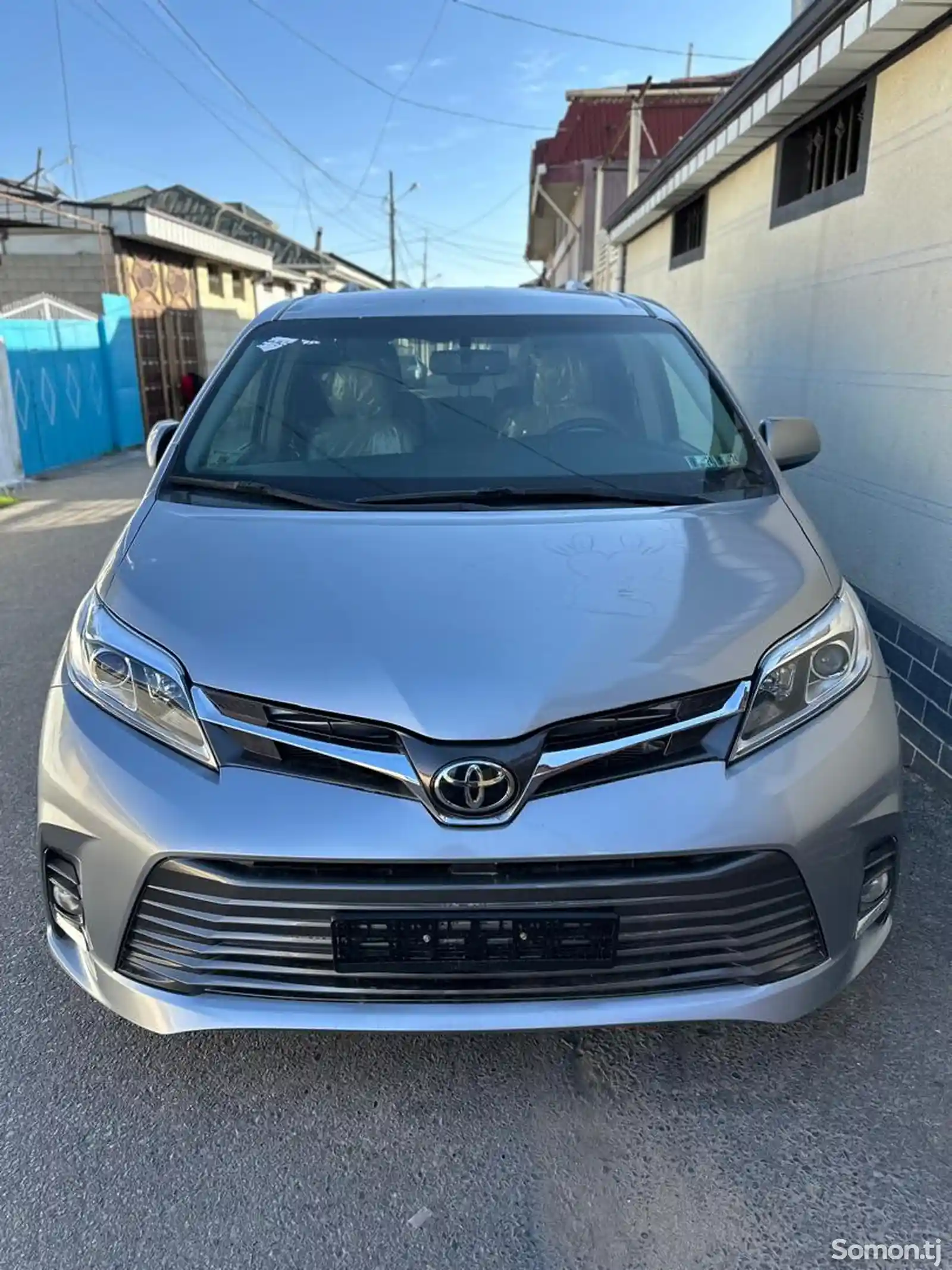 Toyota Sienna, 2015-1